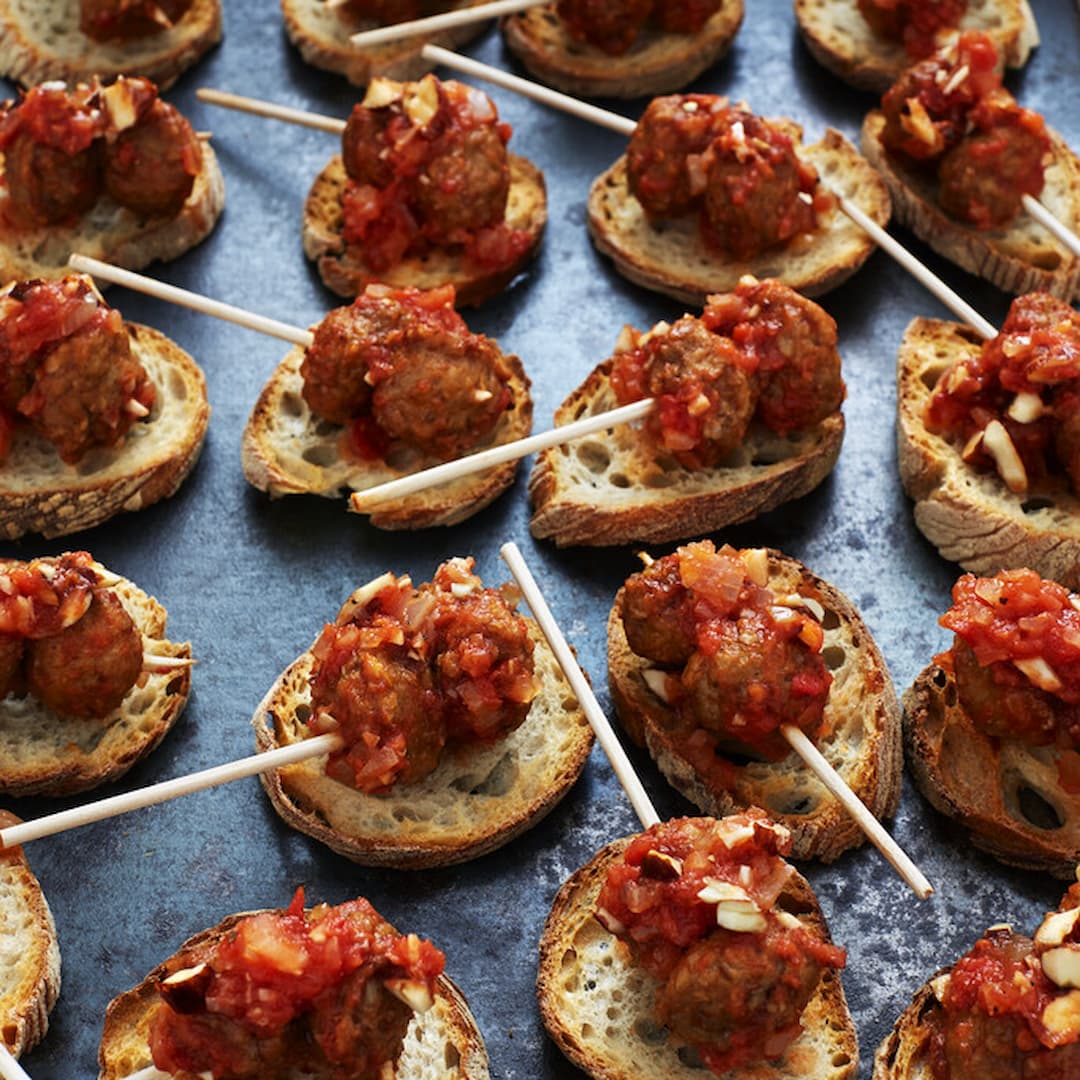 Köttbullar Albondigas i tomatsås