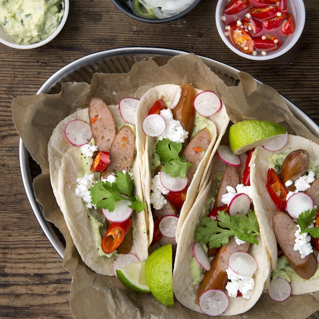 Tex mex Korvish svartpeppar - mjuka tacos med avokadospread och syltad chili